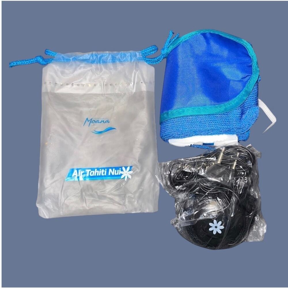 Air Tahiti Nui Poerava Business Class Amenity Kit Moana Travel Bag Socks EyeMask